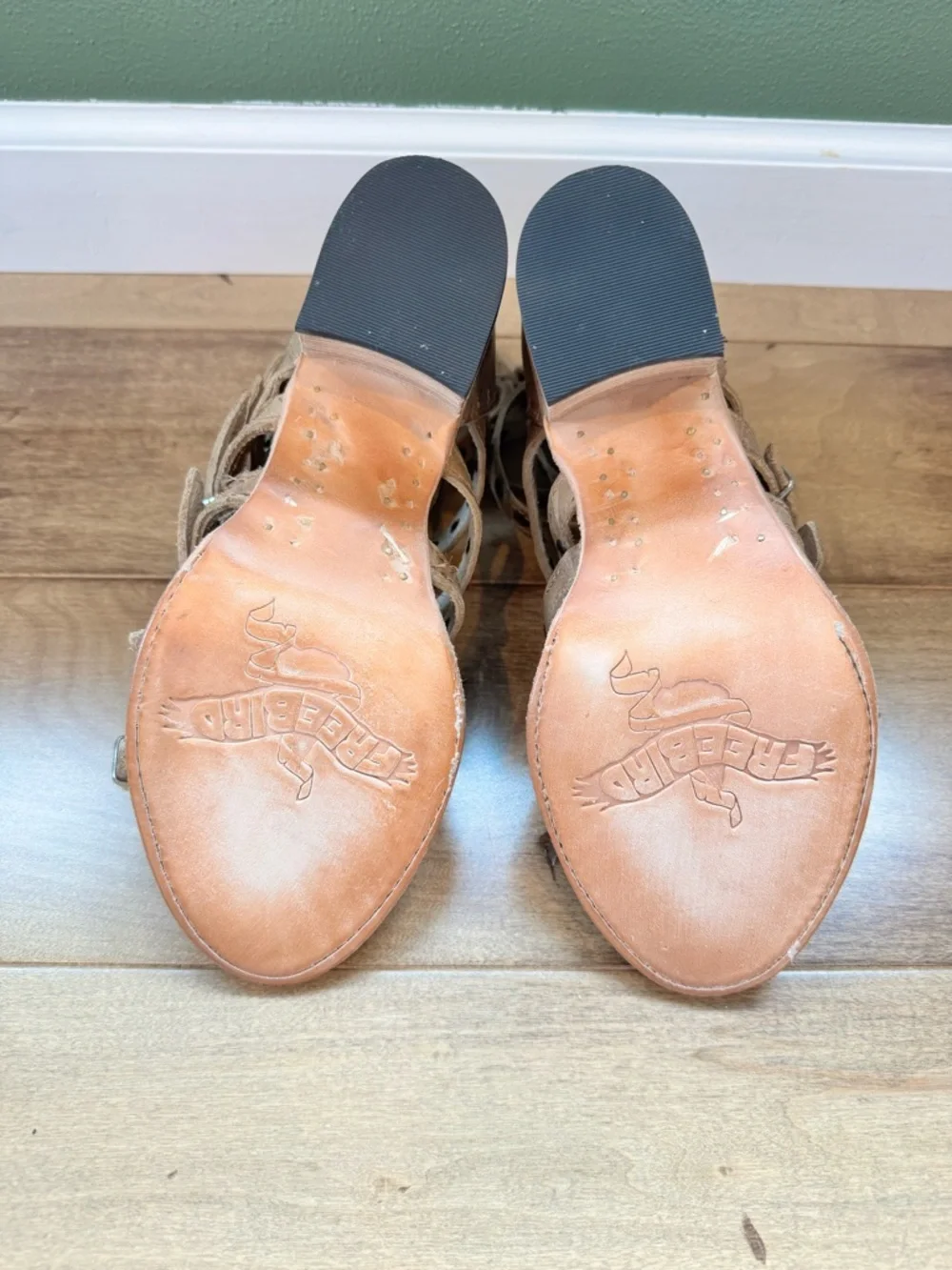 Freebird Cassandra (New without Box) - Size 7 - Picture 6 of 13